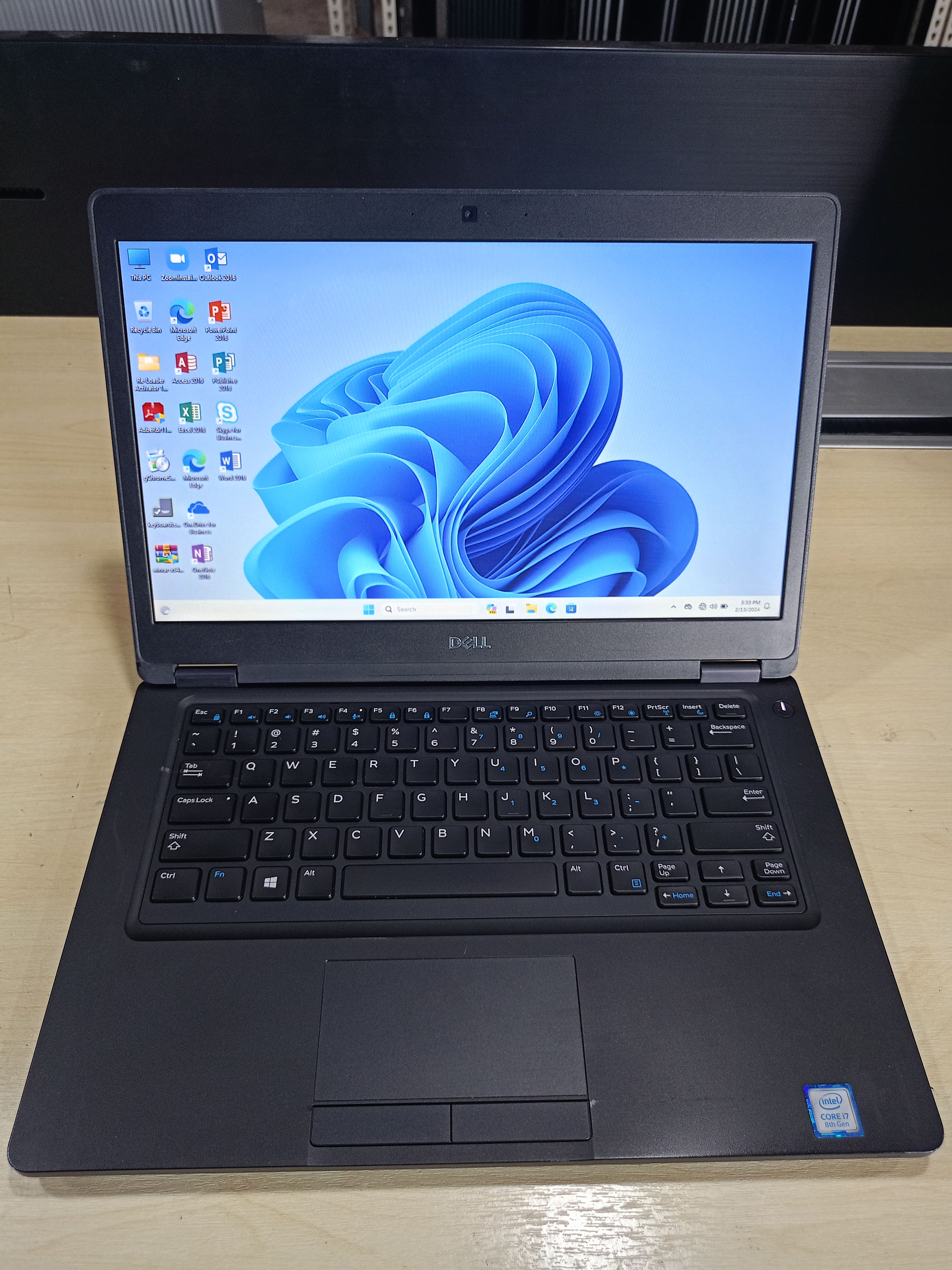 [Refurbished] Dell Latitude 5490, 5480, 5470 Intel Core i5 6th & 7th Gen 16GB RAM 512GB M.2 NVMe Laptop