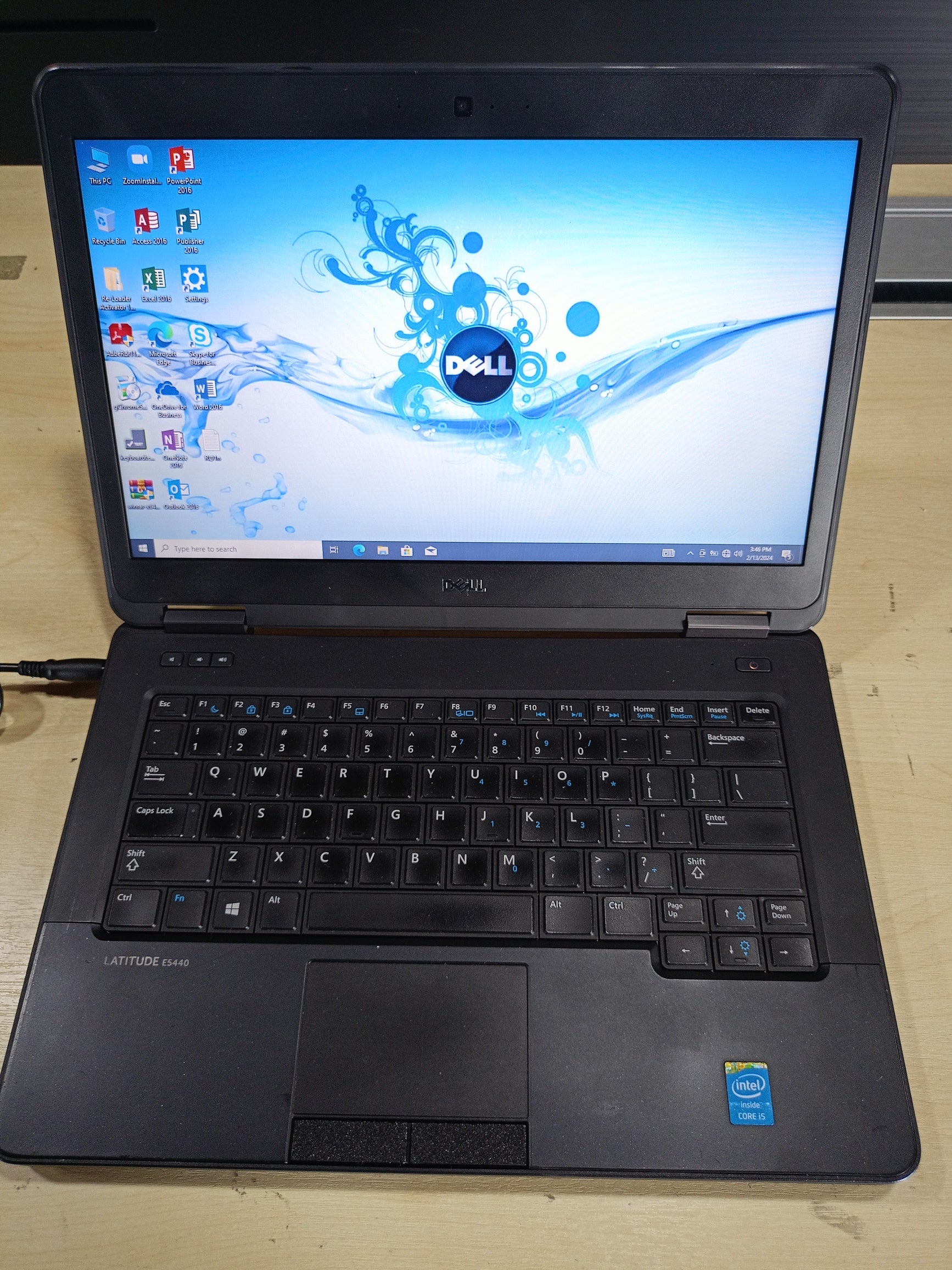 [Refurbished] Dell Latitude E5470, E5450 16GB RAM 512GB SSD Laptop For Student