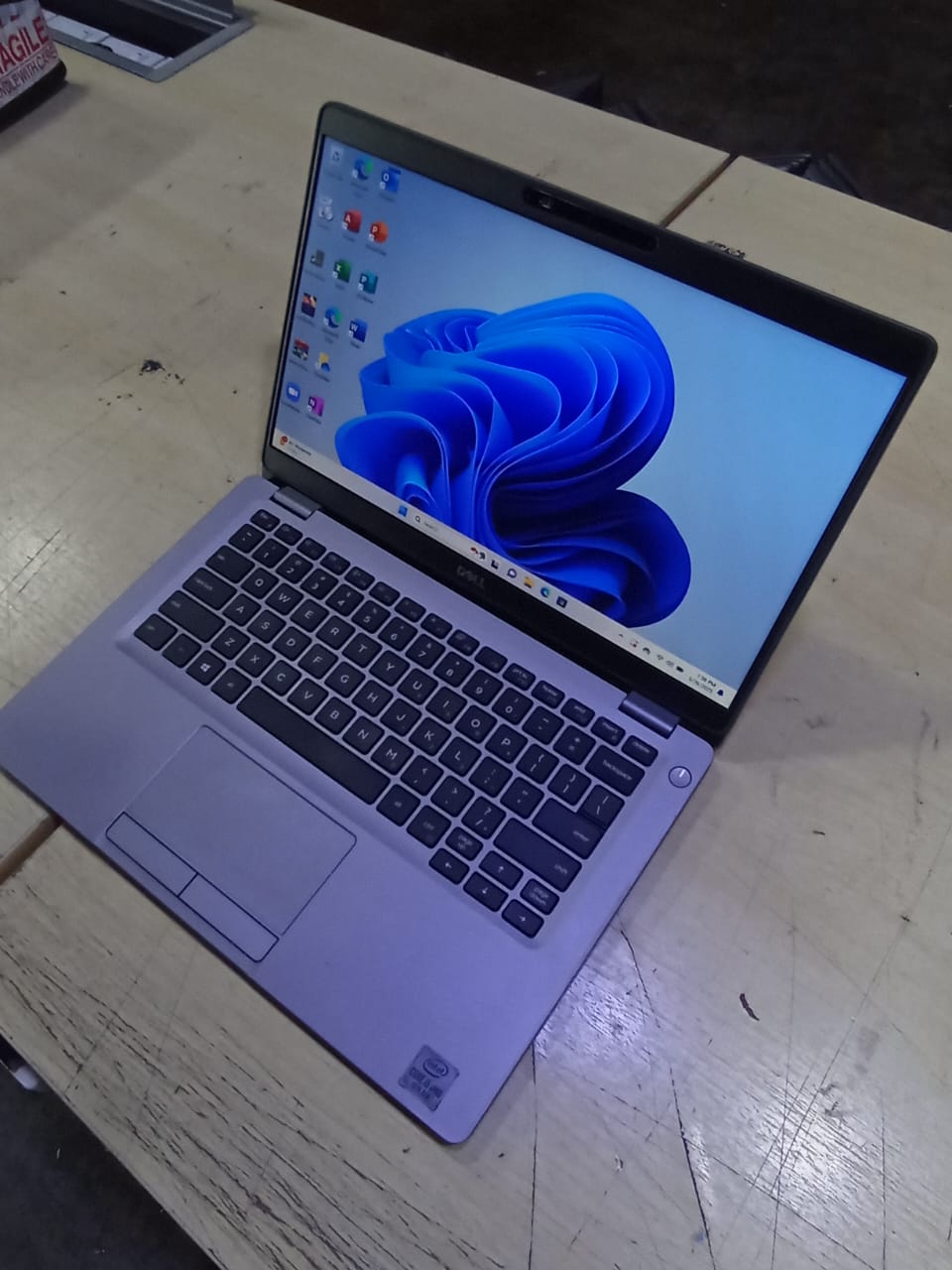 [Refurbished] Dell Latitude 5310 i5 10th (2 in 1) 16GB DDR4 RAM 512GB M.2 NVMe SSD Laptop