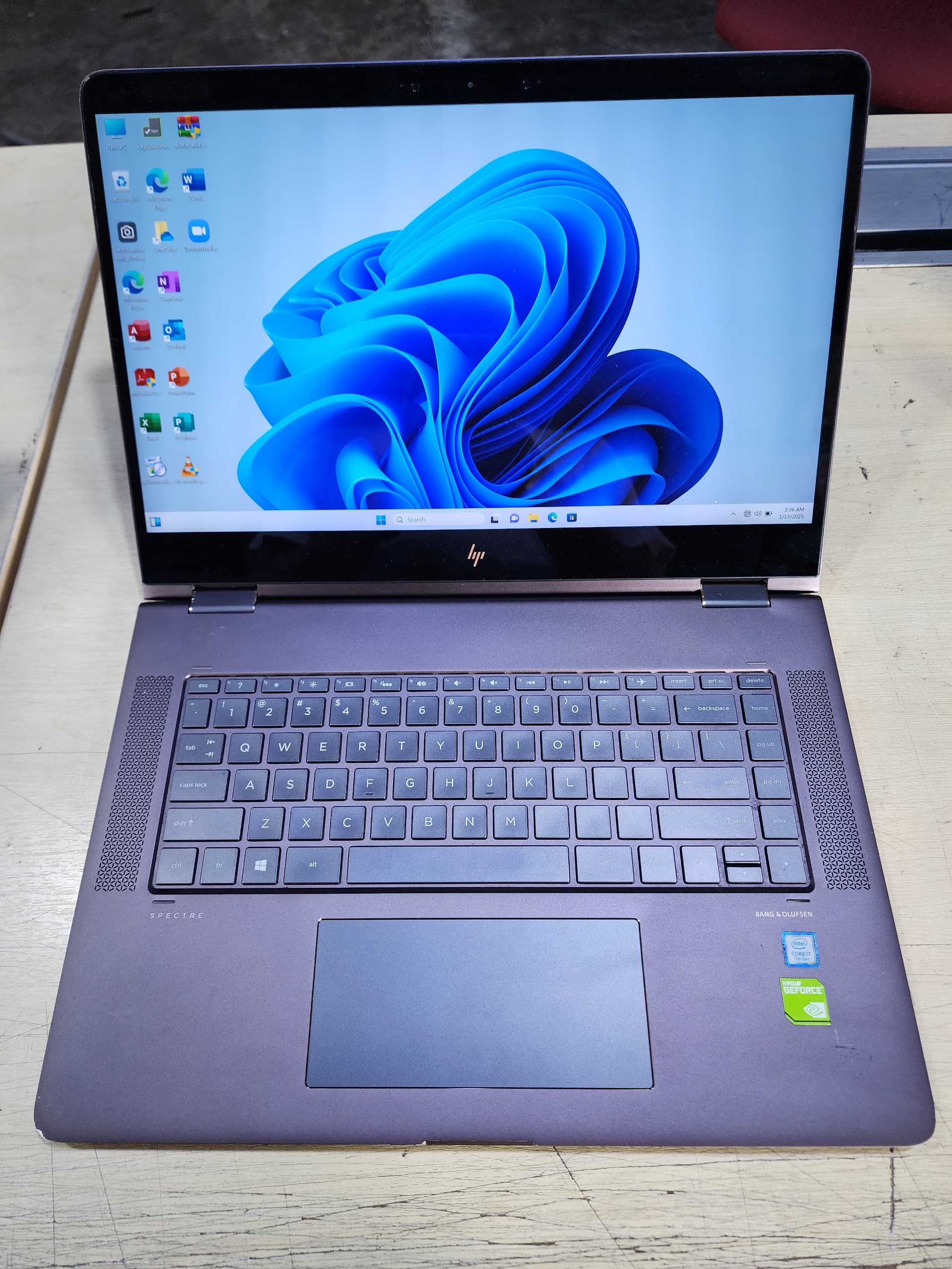 [Refurbished] HP Spectre X360 15-BL100DX, 15-BL1012DX Nvidia Graphics 16GB DDR4 RAM 512GB M.2 NVMe SSD Gaming Laptop