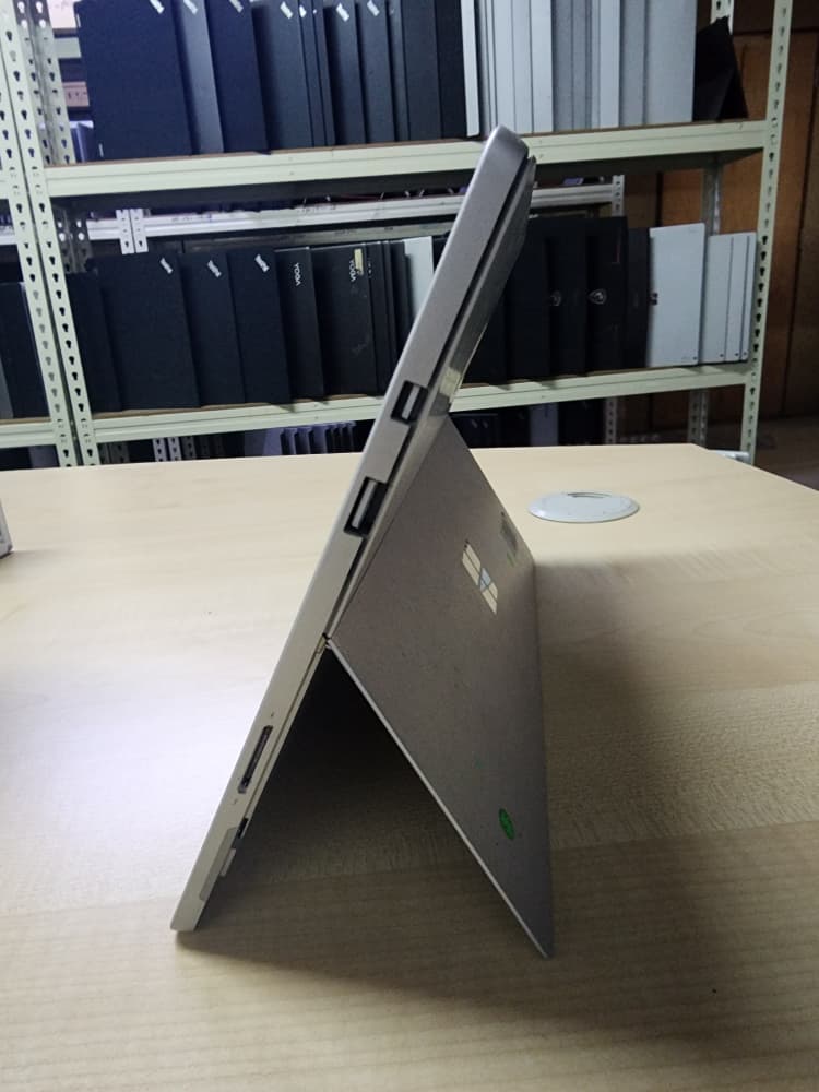 [Refurbished] Microsoft Surface Pro 5/4/3 Dual Camera Intel Core i5/i7 8GB RAM 256GB SSD