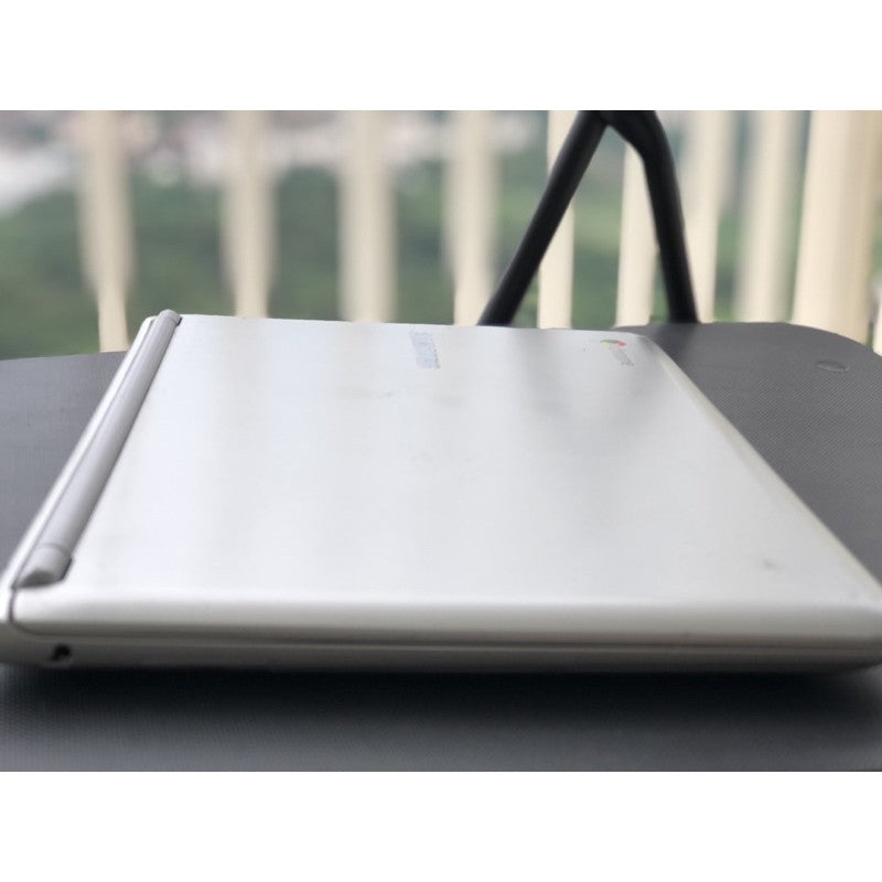 [Refurbished] Samsung Chromebook XE303C12-A01US, Exynos 5 Dual Processor, 2GB RAM, 16GB eMMC SSD ChromeOS