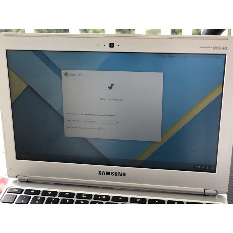 [Refurbished] Samsung Chromebook XE303C12-A01US, Exynos 5 Dual Processor, 2GB RAM, 16GB eMMC SSD ChromeOS